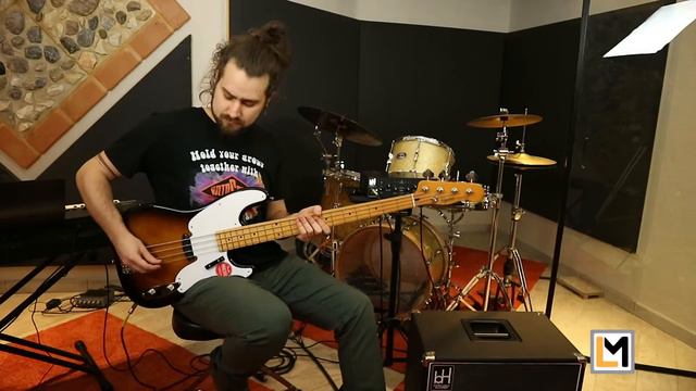 La Musica Test - Fender & Squier Bass con Timo Orlandi смотреть онлайн
