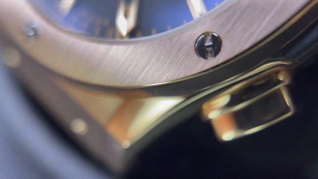 Hublot Classic Fusion Chronographe 45 mm смотреть онлайн