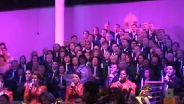 Chita Rivera at Disney's Christmas Candlelight Procession смотреть онлайн