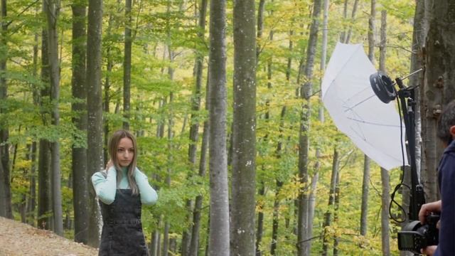 GODOX R200 OFF CAMERA / DEEP OMBRELLA AMBITFUL смотреть онлайн