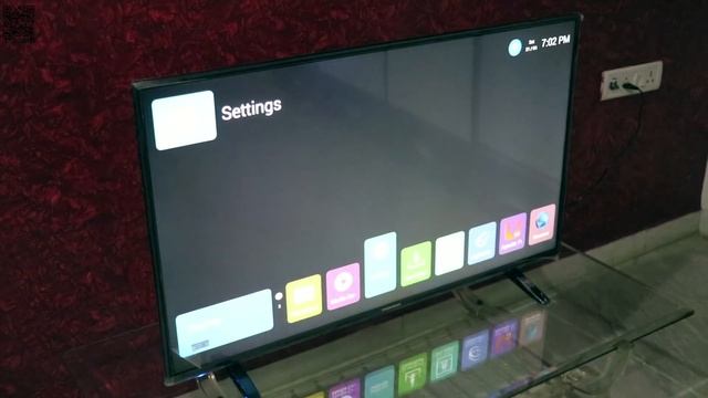 Thomson 43" LED Smart TV UD9 - Unboxing and Review смотреть онлайн