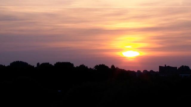 De zon komt op, maakt de morgen wakker - samsung HMX H400 смотреть онлайн