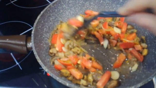 Паста ТОМ ЯМ смотреть онлайн