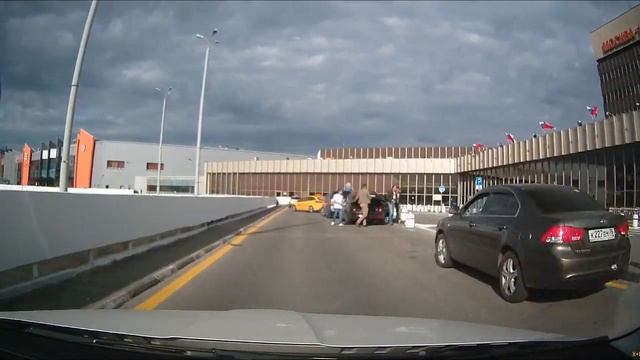 Новая дорога в Шереметьево, Терминалы E и F смотреть онлайн