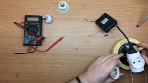 LED лампы светятся без электричества. Как?