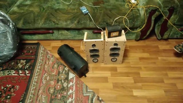 Колонки из чего попало смотреть онлайн