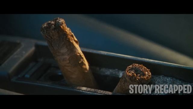 Homeless Man Mates W/ Rich Older Woman To Live A Lavish Life смотреть онлайн