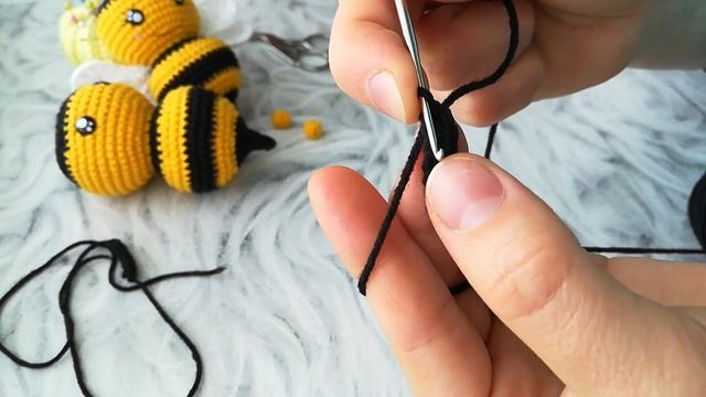 Вяжем усики для пчёлки смотреть онлайн