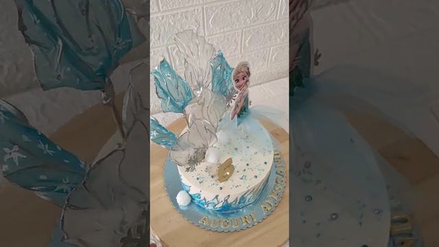Торт для девочки.Торт Эльза. Torta Frozen
