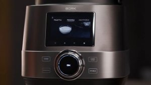 Видеоинструкция по использованию смартшефа U810: комплектация, начало работы и очистка прибора.