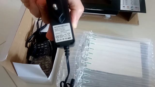 Unboxing - Zen portable EVD 7.8 inches TFT screen смотреть онлайн