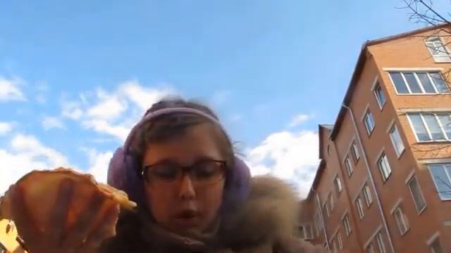 мы идём в пиццерию :) смотреть онлайн