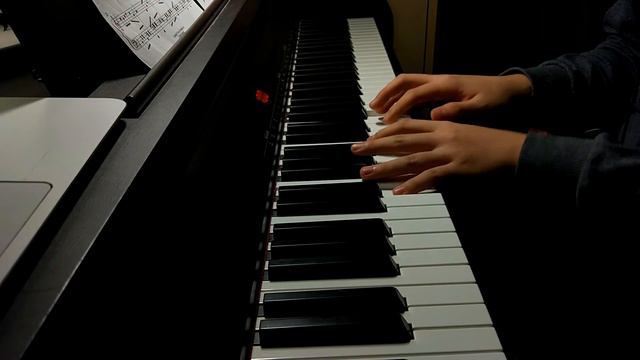 Howl's Moving Castle OST - Merry Go Round Piano Cover смотреть онлайн