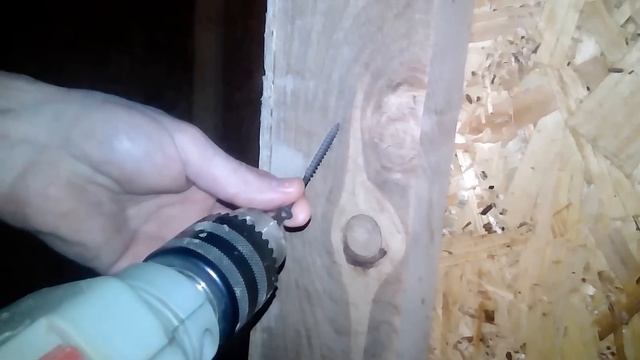 Как правильно закрутить саморез в дерево смотреть онлайн