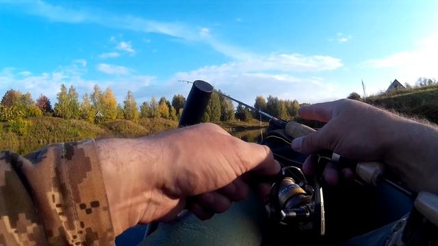 Рыбалка с Лодки Крохаль "М" - Наноджиг на Окуня Видео смотреть онлайн