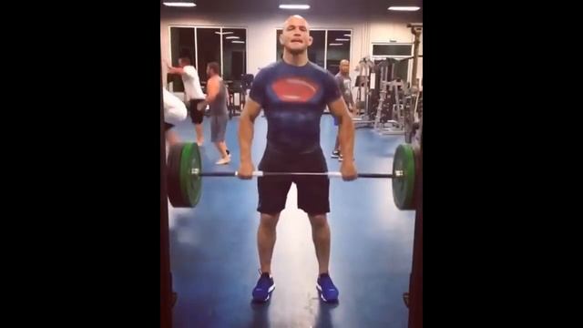 Тренировки Джуниора Дос Сантоса смотреть онлайн
