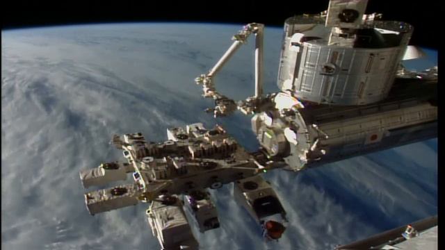 Проход МКС над Землёй. Разговоры космонавтов. 17.05.2023. смотреть онлайн