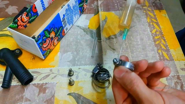 БМВ Е36 - ремонт системы ОЖ (патрубки, хомуты и т.д.) смотреть онлайн