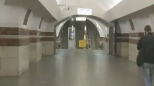 Профессии метро  дежурная по станции