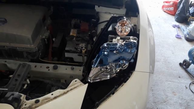 №3.2 Nissan Leaf AZE0 Нормальная доработка японских LED фар, или как снять фару не снимая бампера смотреть онлайн