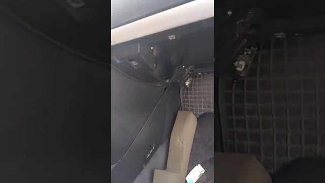 Пежо 407 сломаная заслонка печки, жара, кондиционер! Решение проблемы))) смотреть онлайн