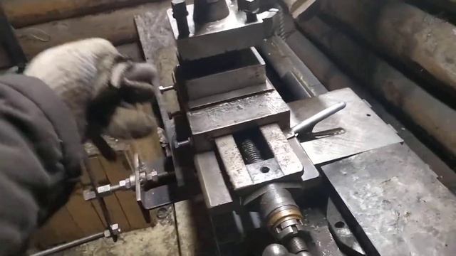 Идея изготовления задней бабки, не моя =) смотреть онлайн