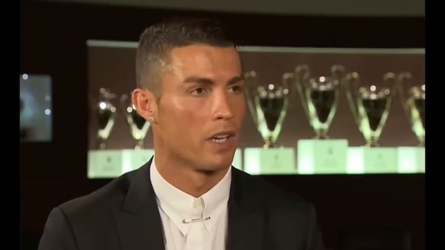 Роналду и Джорджина: как они познакомились, и почему говорят, что их любовь ненастоящая смотреть онлайн