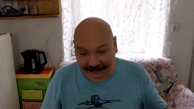 Посылки из России (часть вторая): #КНИГАВОТПУСК смотреть онлайн
