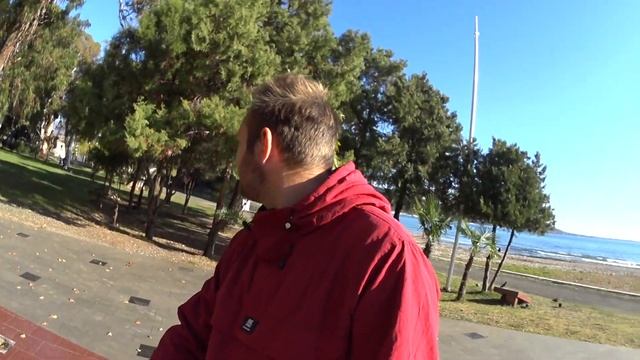 Зимний Сухум. Прогулка по Абхазии в декабре. смотреть онлайн