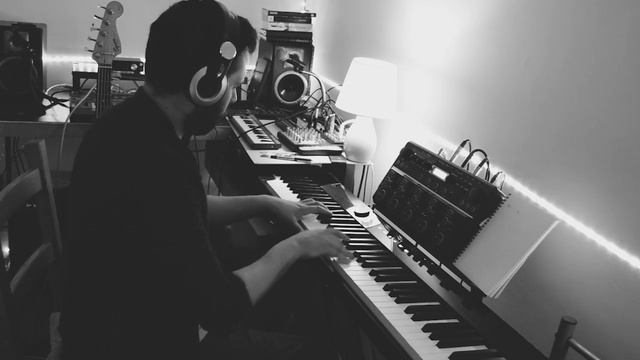 Morning Mist - Piano Sketch смотреть онлайн