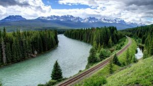 ДОРОГА С РЕКОЙ НЕРАЗЛУЧНЫ