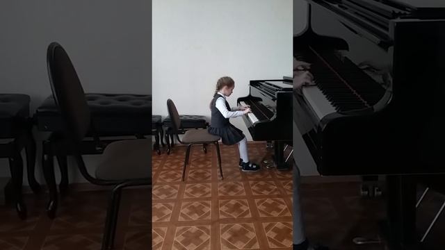 Дуцкая Полина исп. М.Глинка "Полька" смотреть онлайн