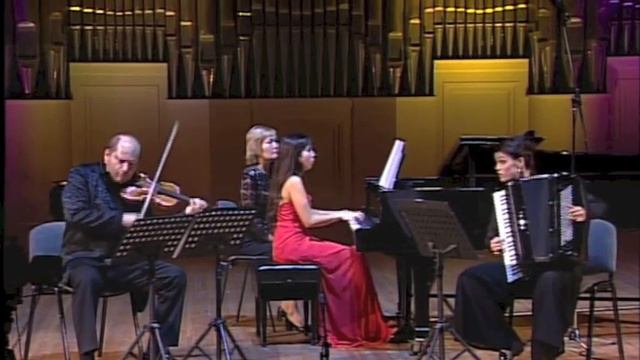 Piazzolla Four Seasons: Autumn - Nurkenova, Sidorova, Brovtsyn смотреть онлайн