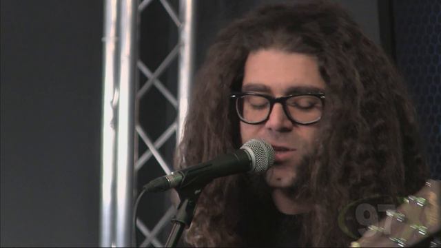 Coheed and Cambria - Dark Side of Me (97X Green Room) смотреть онлайн