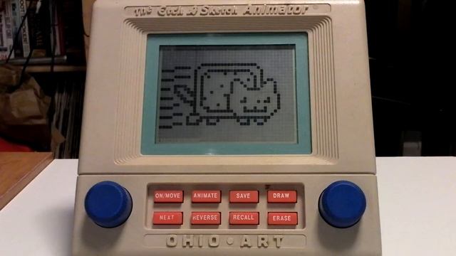 Nyan Cat meets The Etch-A-Sketch Animator (with Nyan Music) смотреть онлайн