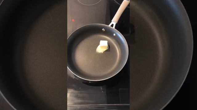 Filet Mignon with Rosemary Cream Sauce смотреть онлайн