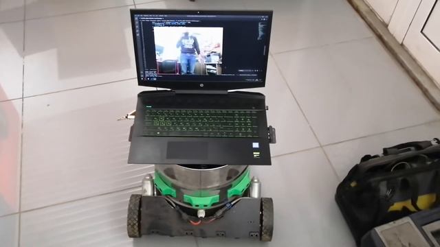 платформа для тестов робота уборщика смотреть онлайн