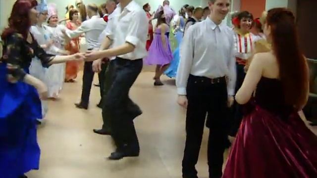 Карусель под русскую.AVI смотреть онлайн