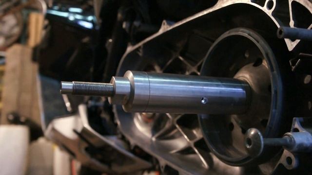 Honda Silver Wing 600 installation CLUTCH смотреть онлайн