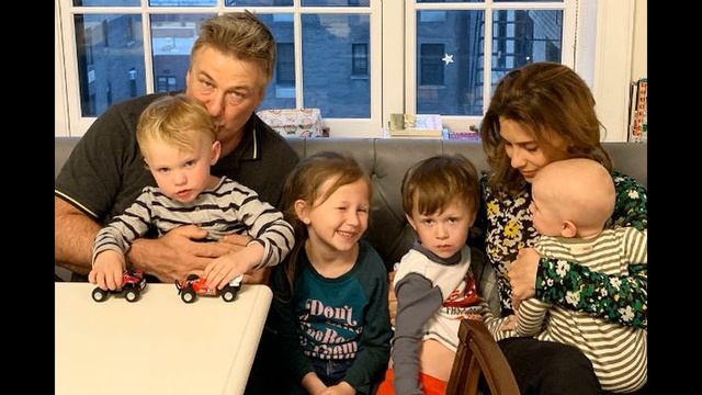 Жена Алека Болдуина сделала шокирующее и откровенное признание смотреть онлайн
