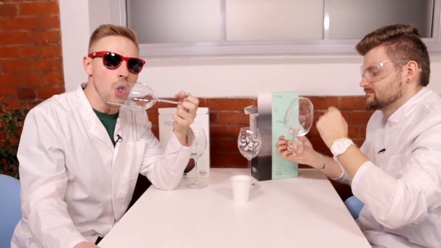 Как разбить стакан голосом / Тотальное разоблачение / Научные нубы 2.0 смотреть онлайн