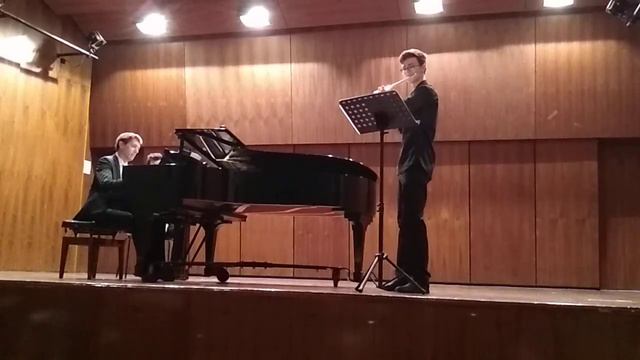 Daniel Damaskinos (flute) and Finghin Collins (piano) смотреть онлайн
