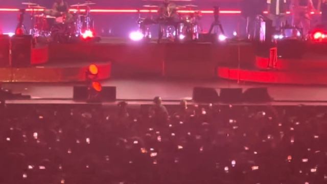 Gorillaz - Rhinestone Eyes (The Kia Forum) смотреть онлайн