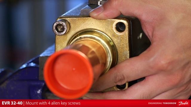 Danfoss EVR 32 and EVR 40 solenoid valve: How to service, repair, and clean смотреть онлайн