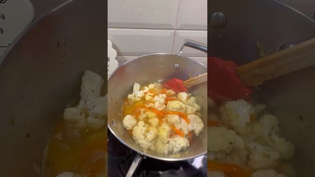 Сегодня на обед суп-пюре из цветной капусты