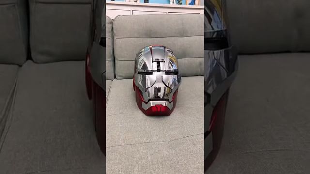 iron man helmet (Шлем железного человека) смотреть онлайн