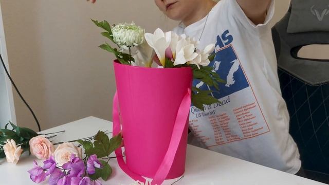 DIY/ Какие лучше подарить цветы?!..Подарочный букет из бумажных цветов/Gift bouquet of paper flower смотреть онлайн