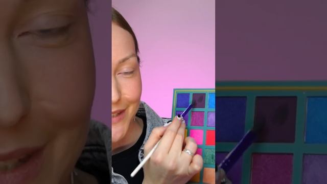 Стрелки тенями ⚡️? #стрелки #стрелкинаглазах #стрелкитенями #макияж #макияжглаз #легкиймакияж смотреть онлайн