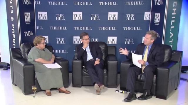 Pints & Predictions Monday at the Democratic National Convention смотреть онлайн