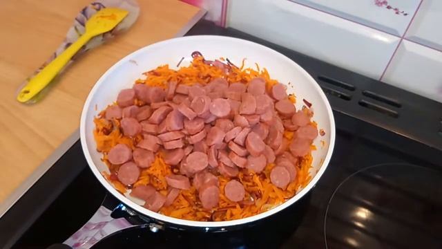 Суп с чечевицей и колбасками. Вкусно, сытно и полезно. смотреть онлайн